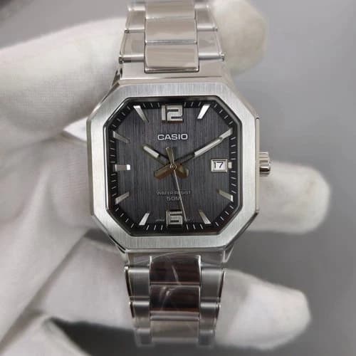 CASIO MTP‑B195 Series MTP‑B195D‑1A Black Dial Analog 38 mm Men’s Watch