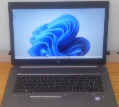HP ZBook 17 G5 2018 17.3” Xeon E-2176M 2.7GHz 32GB RAM 512GB SSD Quadro P4200