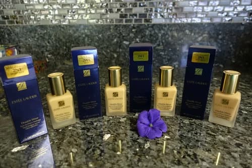 Estee Lauder double wear stay in place makeup new in box full size 1oz select