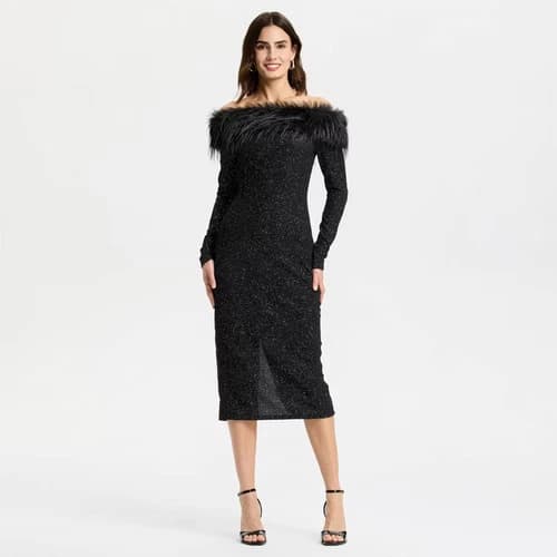 Women's Long Sleeve Faux Fur Off the Shoulder Midi Dress - A