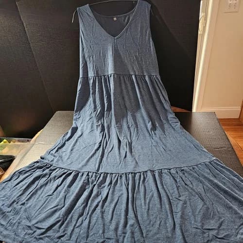 Women's XL Dress Sleeveless Tshirt Soft Material. Chambray Blue Comfortable