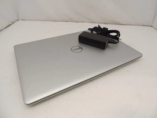 NEW LISTINGDell Inspiron 5570 Core i7 8550U 8GB 250GB SSD FHD Touchscreen DVD Laptop No OS