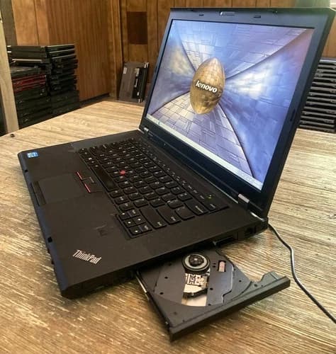 15.6" Lenovo T530 Laptop Windows 7 Pro Intel i5 2ghz 8gb 250gb DVD + New Battery